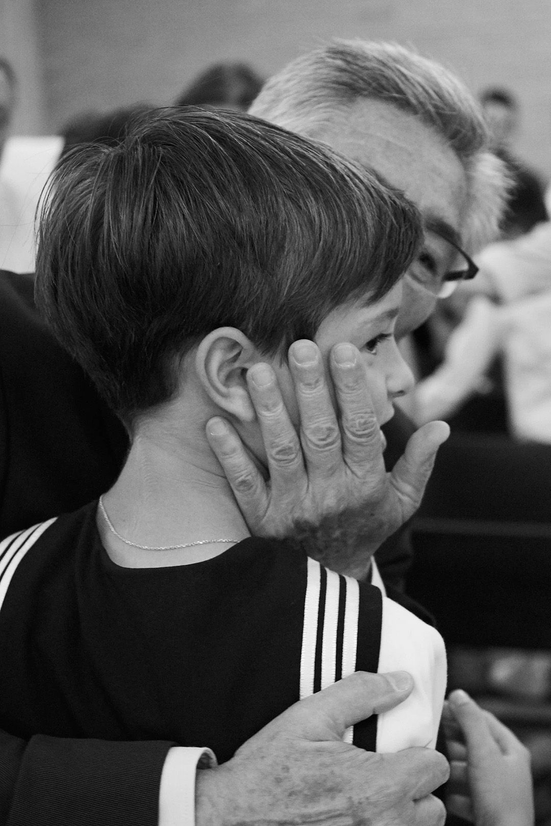 Sesión de fotos de comunión en Teruel con fotografía profesional para niños y niñas de comunión.