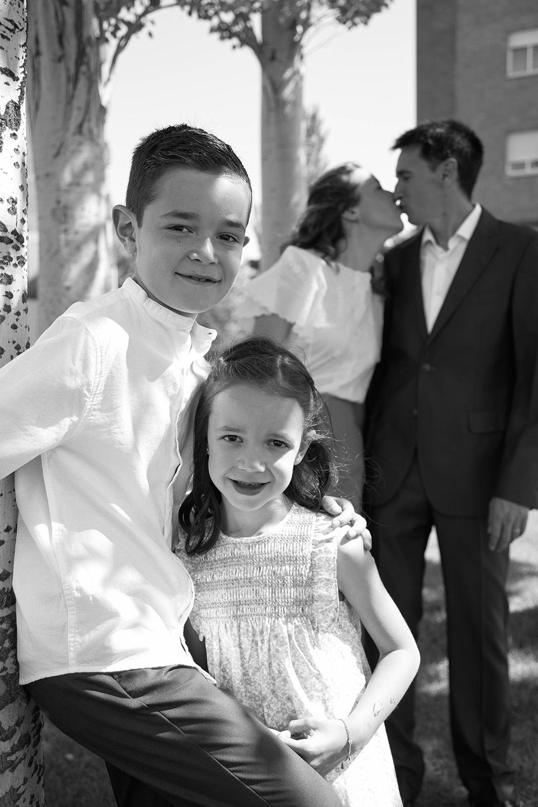 Sesión de fotos de comunión en Teruel con fotografía profesional para niños y niñas de comunión.