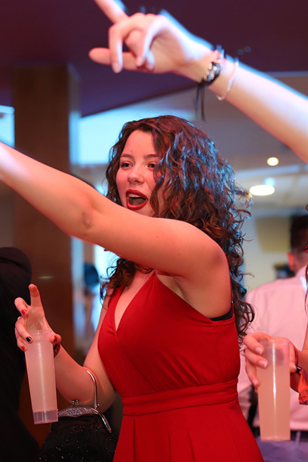 Fotografía de eventos en Teruel con sesión profesional para fiestas, conciertos y celebraciones familiares.