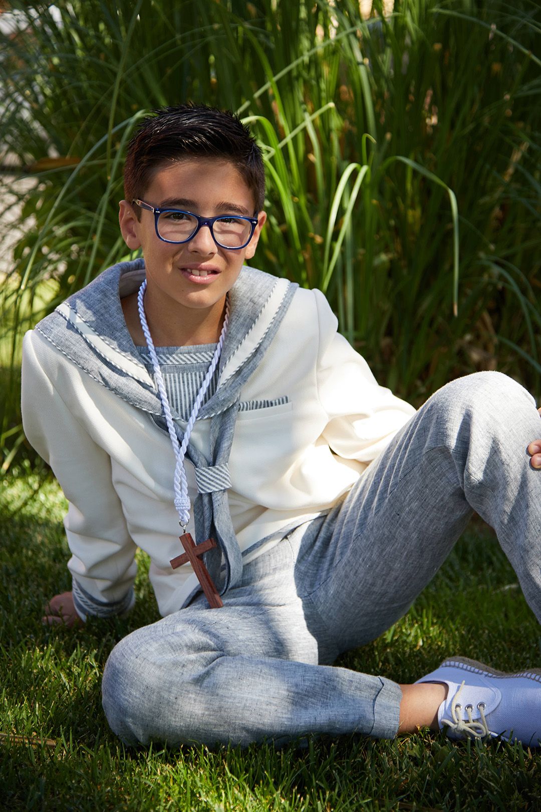 Sesión de fotos de comunión en Teruel con fotografía profesional para niños y niñas de comunión.