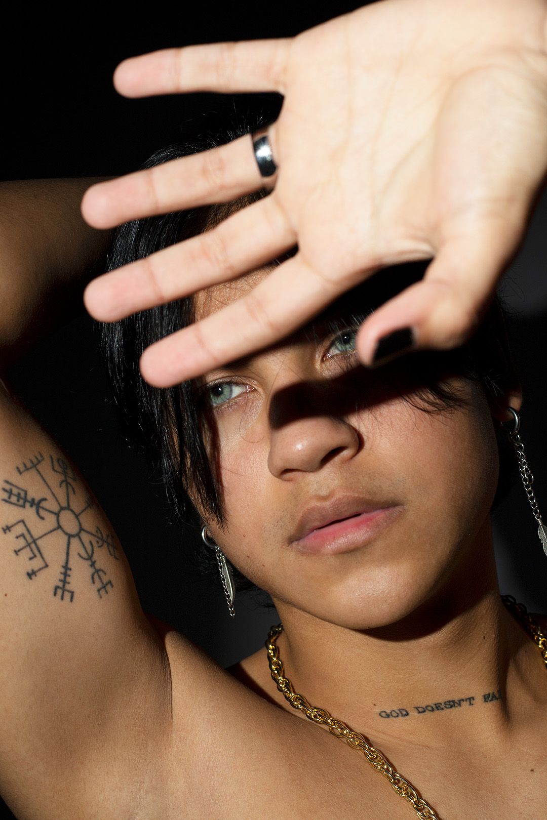 Sesión de fotos para modelos en Teruel con fotografía profesional para book de modelaje.