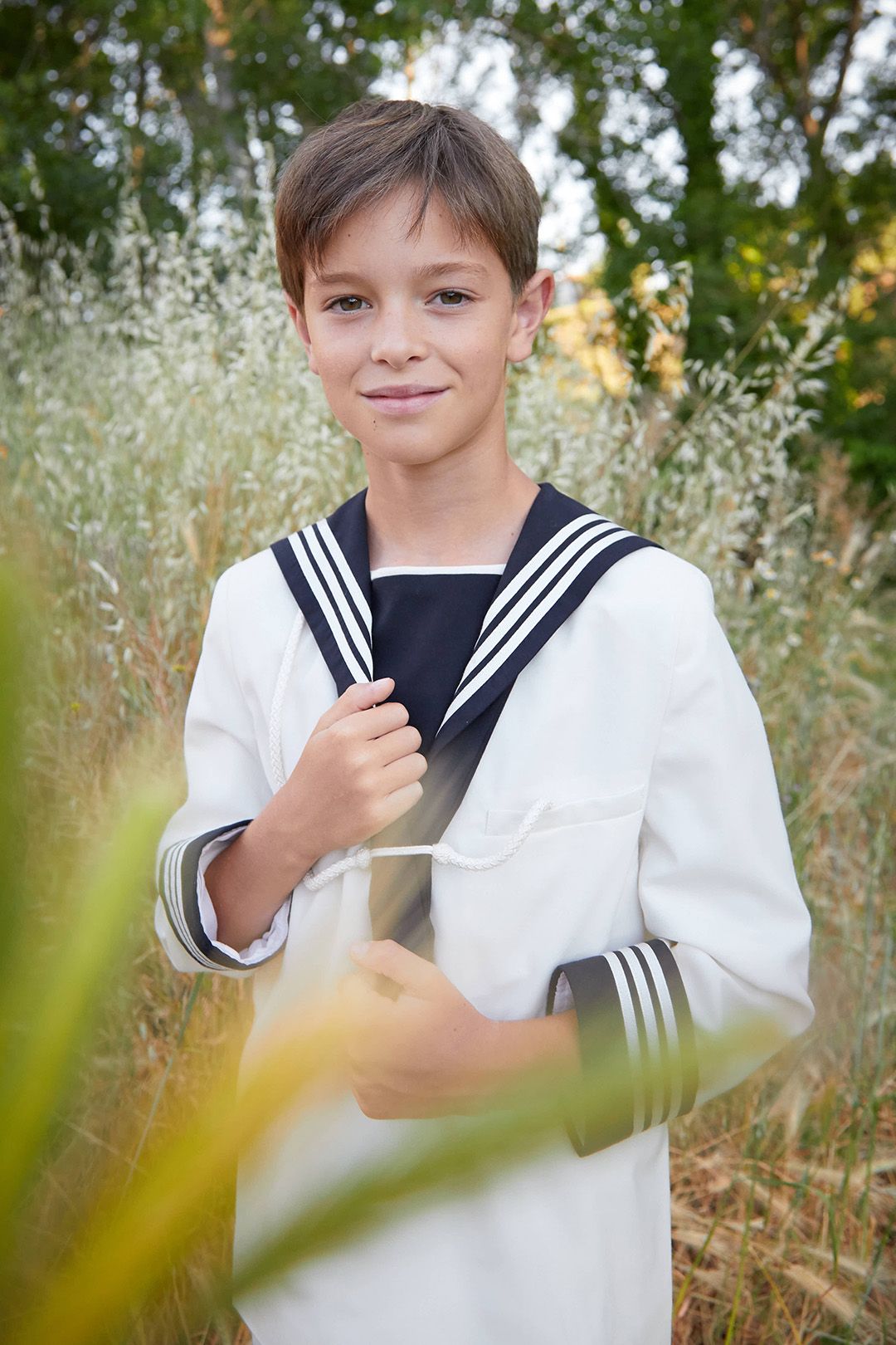 Sesión de fotos de comunión en Teruel con fotografía profesional para niños y niñas de comunión.