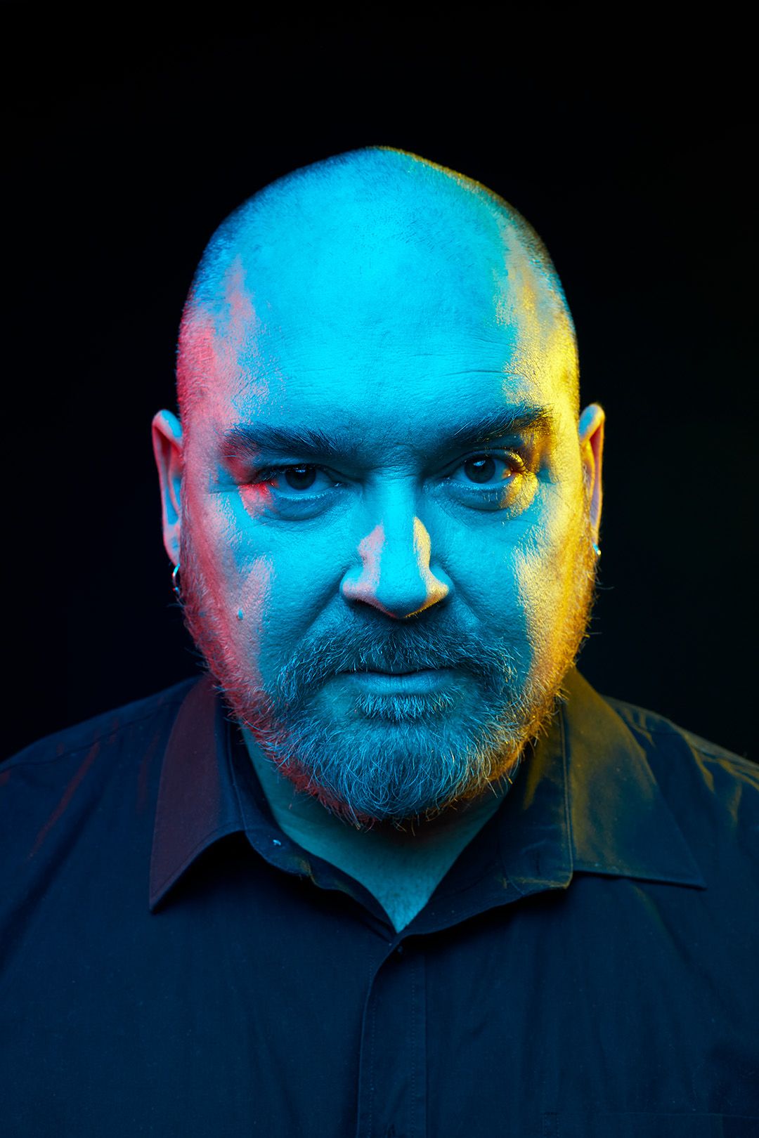 Fotografía profesional de actor en Teruel con sesión fotográfica para book actoral y marca personal.