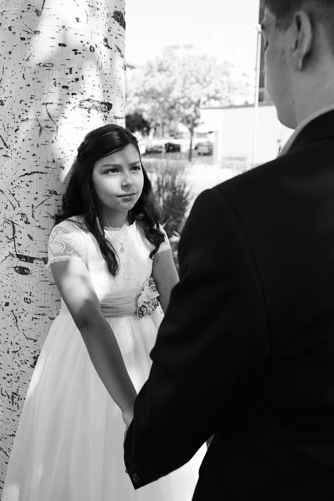Sesión de fotos de comunión en Teruel con fotografía profesional para niños y niñas de comunión.